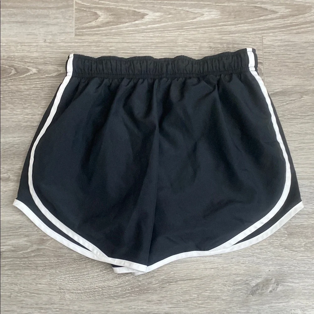 Nike Black and White Athletic Shorts with Dri-FIT Technology - Picture 5 of 7